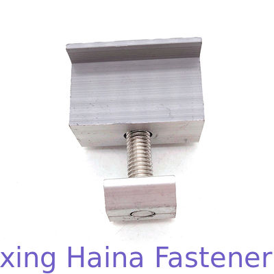 육각 소켓 헤드 캡 나사가있는 중간 알루미늄 태양 전지 패널 장착 클램프